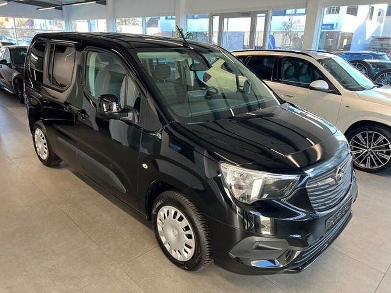 Gebraucht Opel Combo Life 131 PS (96 kW) 2022 Andere Limousine