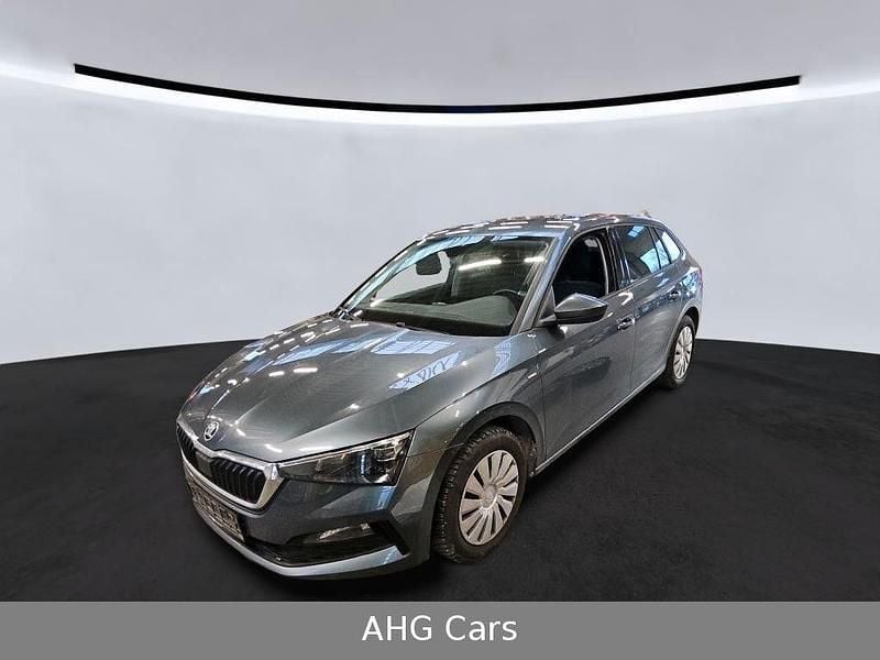 Gebraucht Skoda Scala Clever 110 PS (80 kW) 2022 Grau Kleinwagen