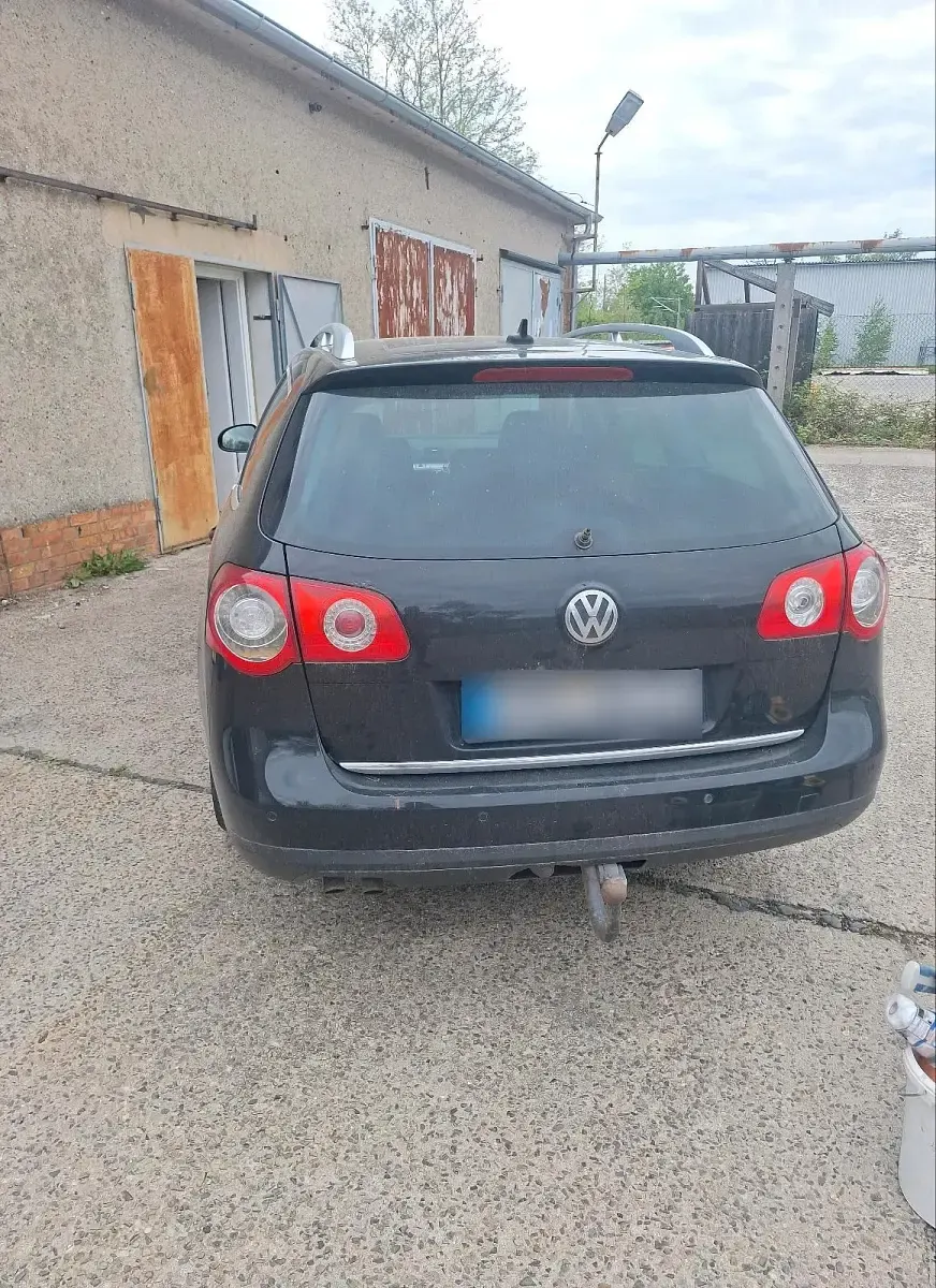 Gebraucht VW Passat 140 PS (102 kW) 2007 Schwarz Kombi