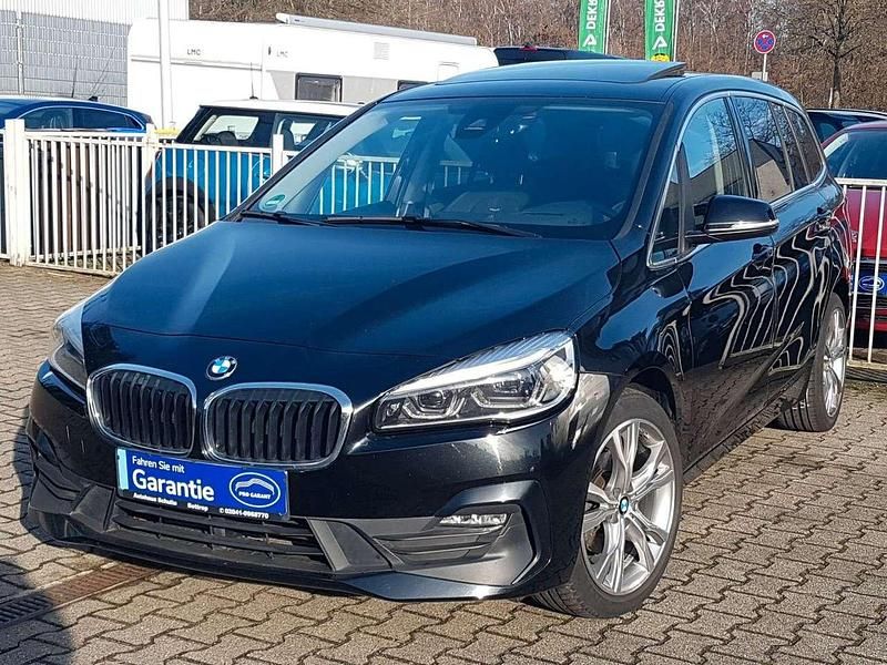 Gebraucht BMW 216 Advantage 116 PS (85 kW) 2021 Saphirschwarz Van / Kleinbus
