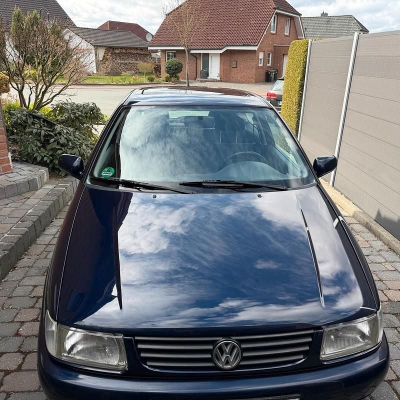 Gebraucht VW Polo 75 PS (55 kW) 1998 Blau Kleinwagen