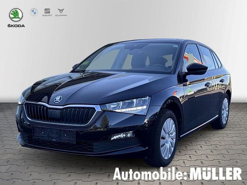 Schwarz Gebraucht 2022 Skoda Scala Ambition Kleinwagen | 17.490 € (Fairer Preis) - Bild 1/4