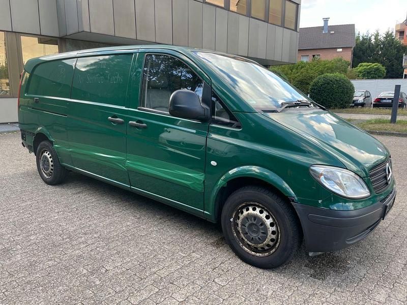 Grün Gebraucht 2006 Mercedes Vito Van / Kleinbus | 3.699 € (Superpreis) - Bild 1/4