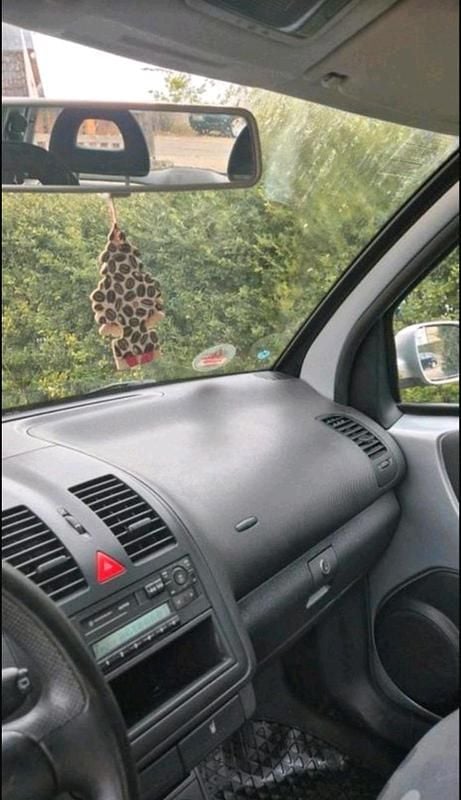 Silber Gebraucht 2004 VW Lupo Kleinwagen | 250 € (Superpreis) - Bild 1/3