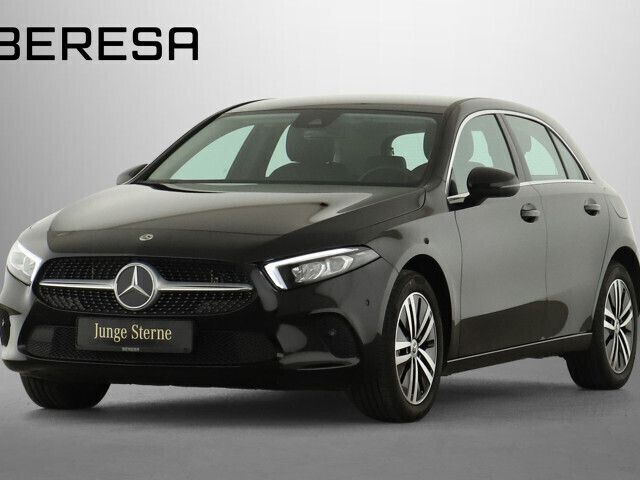 Schwarz Gebraucht 2022 Mercedes A250 Kleinwagen | 29.580 € (Fairer Preis) - Bild 1/4