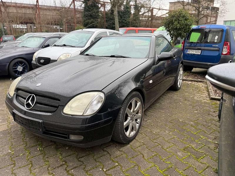 Gebraucht Mercedes SLK200 136 PS (100 kW) 1999 Schwarz Cabrio