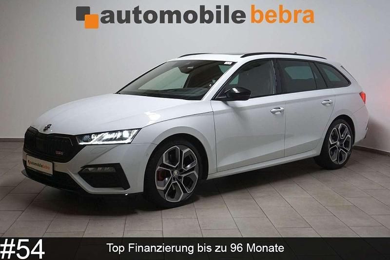 Moonweiss Gebraucht 2022 Skoda Octavia RS Kombi | 29.490 € (Fairer Preis) - Bild 1/4