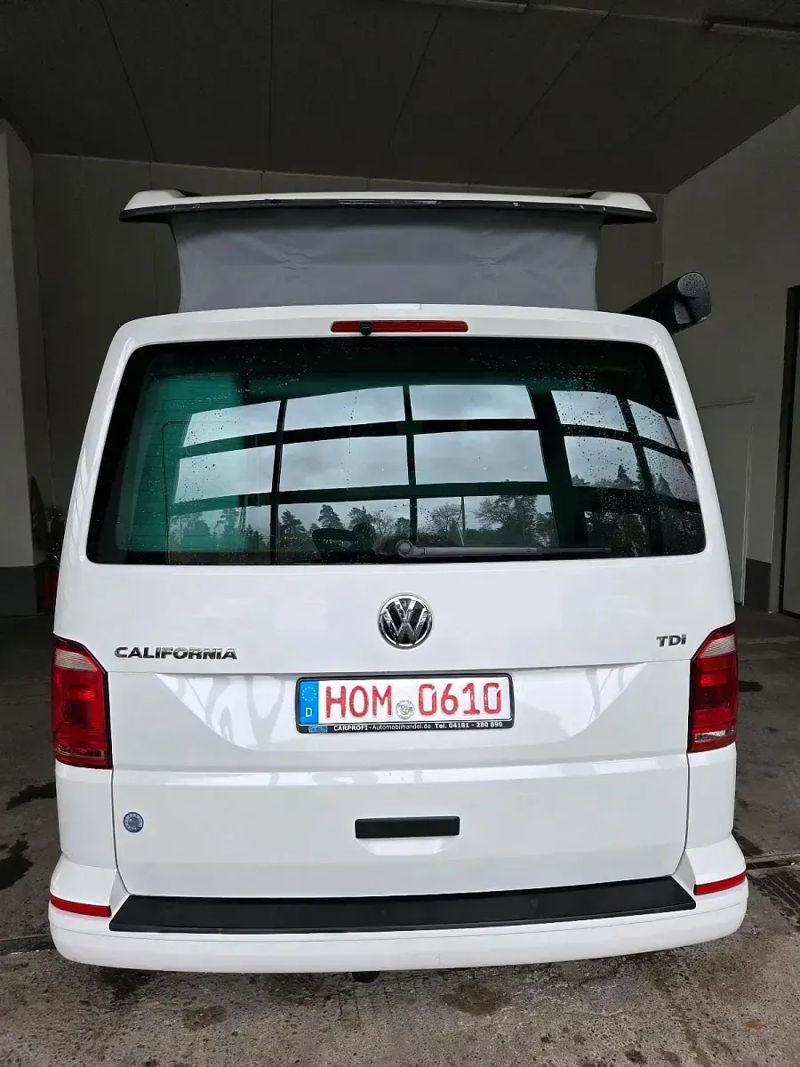 Gebraucht VW California Coast 105 PS (77 kW) 2016 Weiß Van