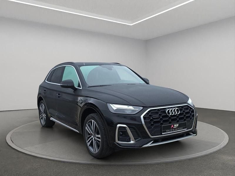Gebraucht Audi Q5 S-Line 204 PS (150 kW) 2023 Mythosschwarz metallic SUV