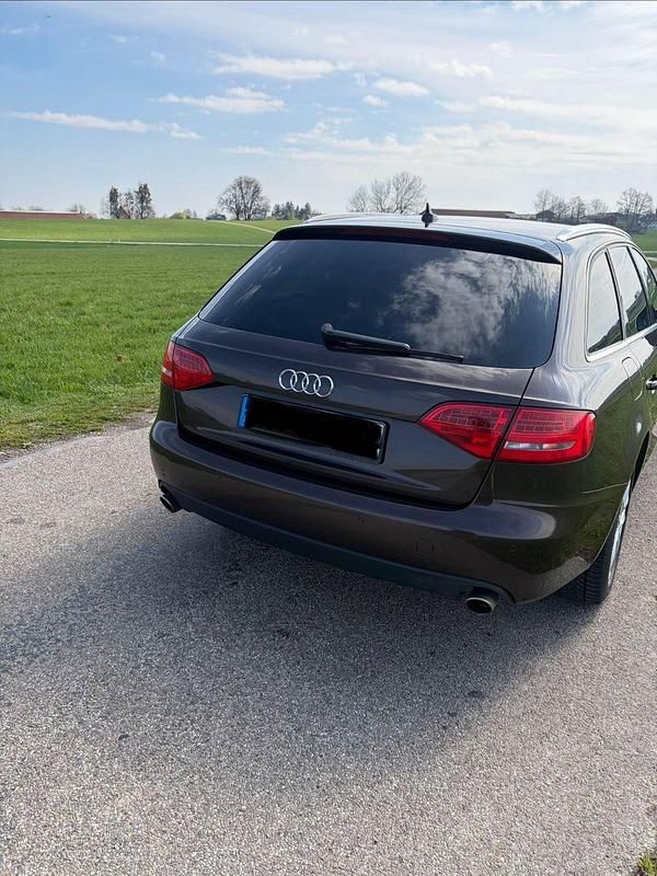 Gebraucht Audi A4 Sport 190 PS (139 kW) 2010 Kombi