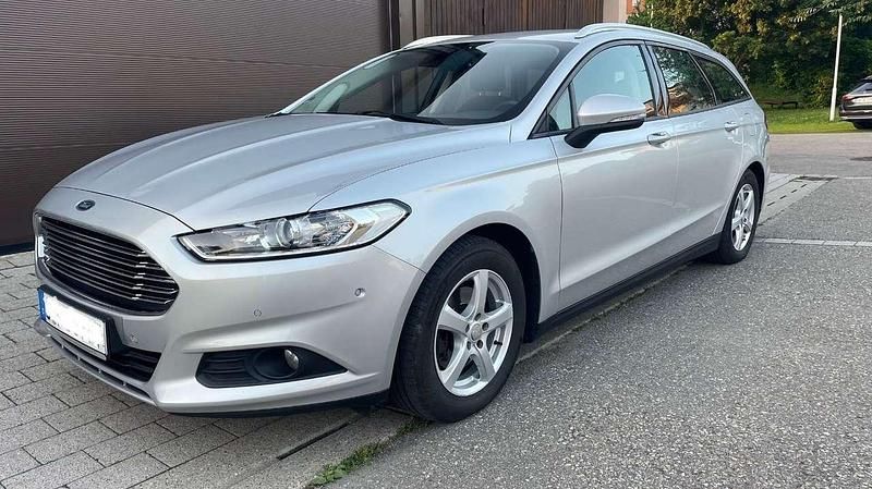 Silber Gebraucht 2015 Ford Mondeo Kombi | 7.600 € (Guter Preis) - Bild 1/4
