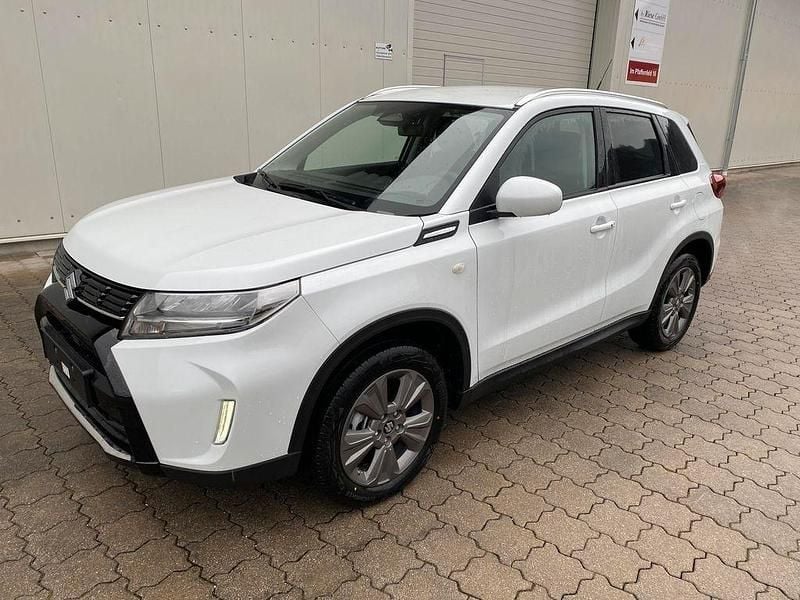 Weiß Neu 2025 Suzuki Vitara Comfort SUV | 25.900 € (Superpreis) - Bild 1/3