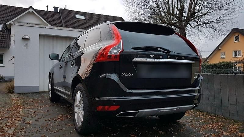 Gebraucht Volvo XC60 2016 Schwarz SUV