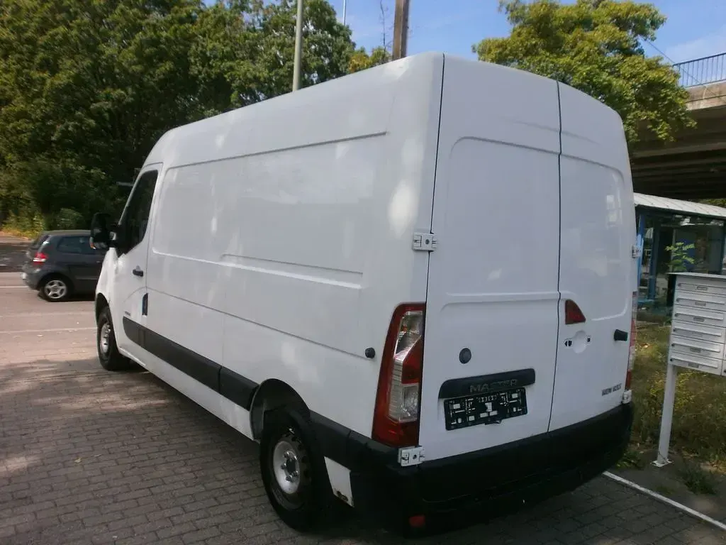 Gebraucht Renault Master 125 PS (91 kW) 2010 Weiß Van / Kleinbus