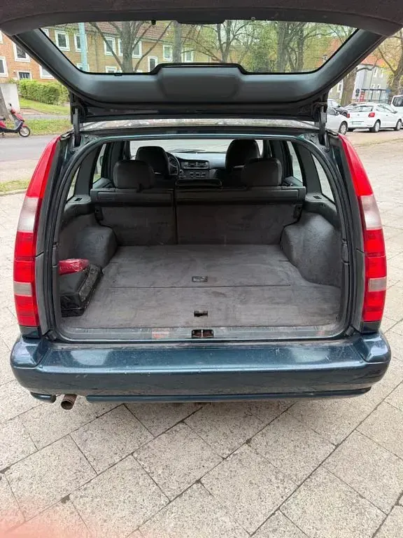 Gebraucht Volvo V70 144 PS (105 kW) 1997 Grün Kombi