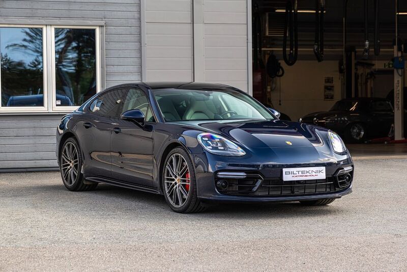 Blau Gebraucht 2019 Porsche Panamera GTS Limousine | 76.200 € (Etwas zu teuer) - Bild 1/4