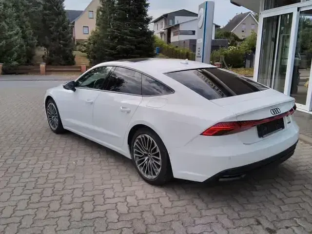 Gebraucht Audi A7 Sportback Sport 252 PS (185 kW) 2020 Weiß Kleinwagen