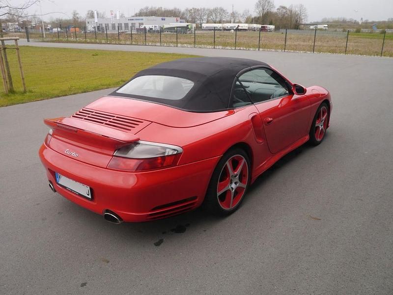 Gebraucht Porsche 996 Turbo 420 PS (308 kW) 2004 Rot Cabrio