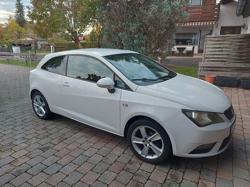 Gebraucht Seat Ibiza SC Style 86 PS (63 kW) 2012 Weiß Kleinwagen