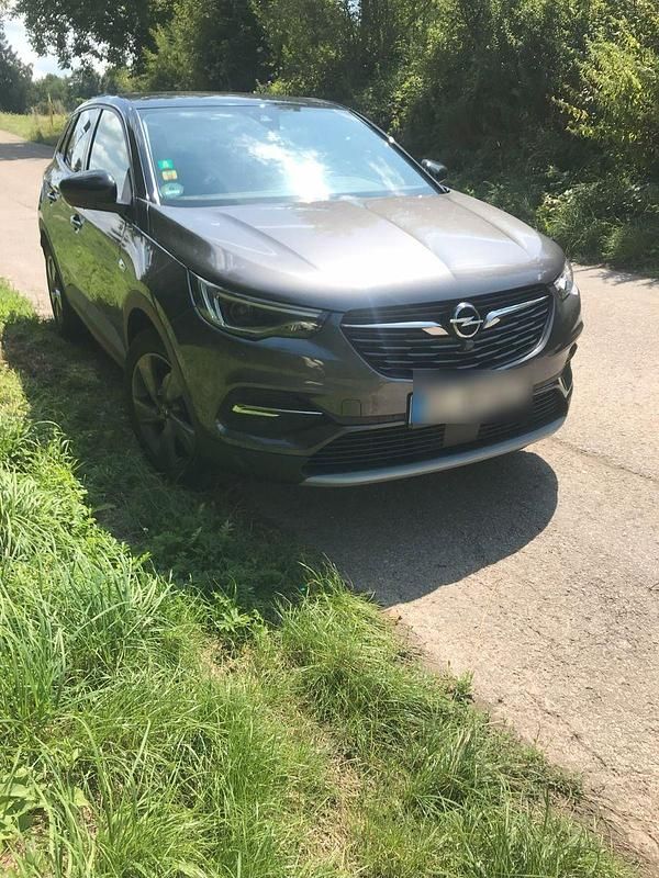 Grau Gebraucht 2022 Opel Grandland X SUV | 15.490 € (Superpreis) - Bild 1/4