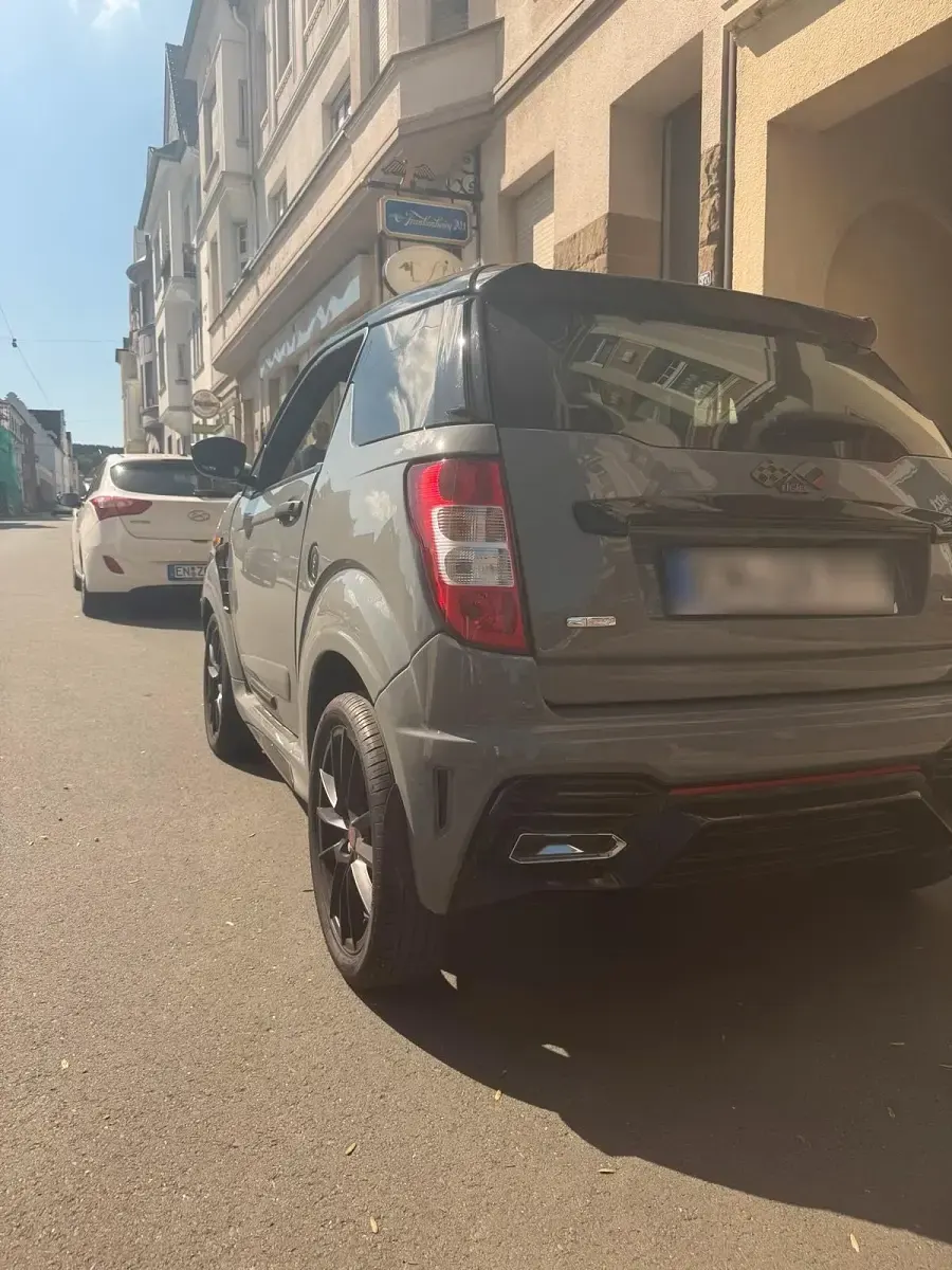Gebraucht Ligier JS50 2024 Grau Kleinwagen