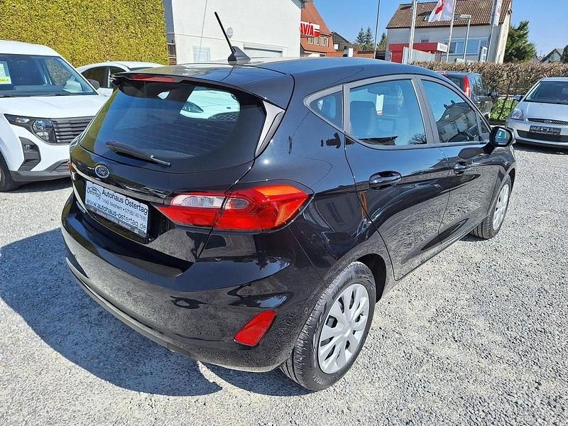 Gebraucht Ford Fiesta Cool & Connect 101 PS (74 kW) 2023 Obsidianschwarz Kleinwagen