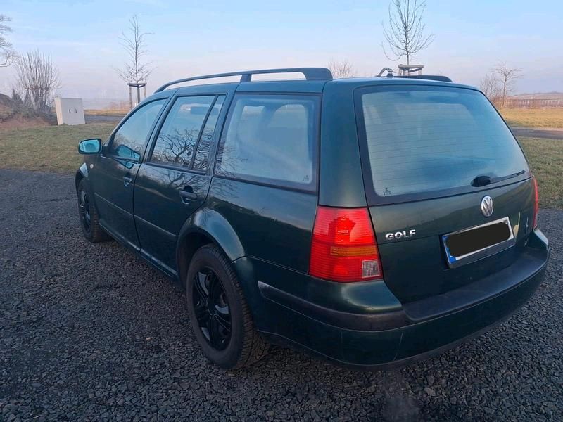 Gebraucht VW Golf III 101 PS (74 kW) 1998 Grün Kombi