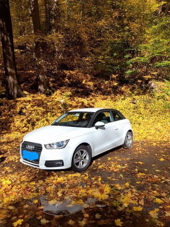 Weiß Gebraucht 2016 Audi A1 Kleinwagen | 9.500 € (Fairer Preis) - Bild 1/4