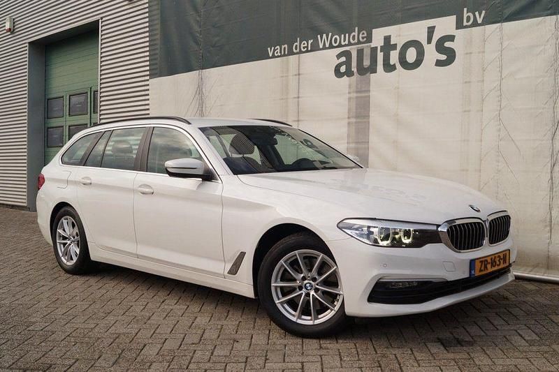 Gebraucht BMW 520 184 PS (135 kW) 2019 Weiß Kombi