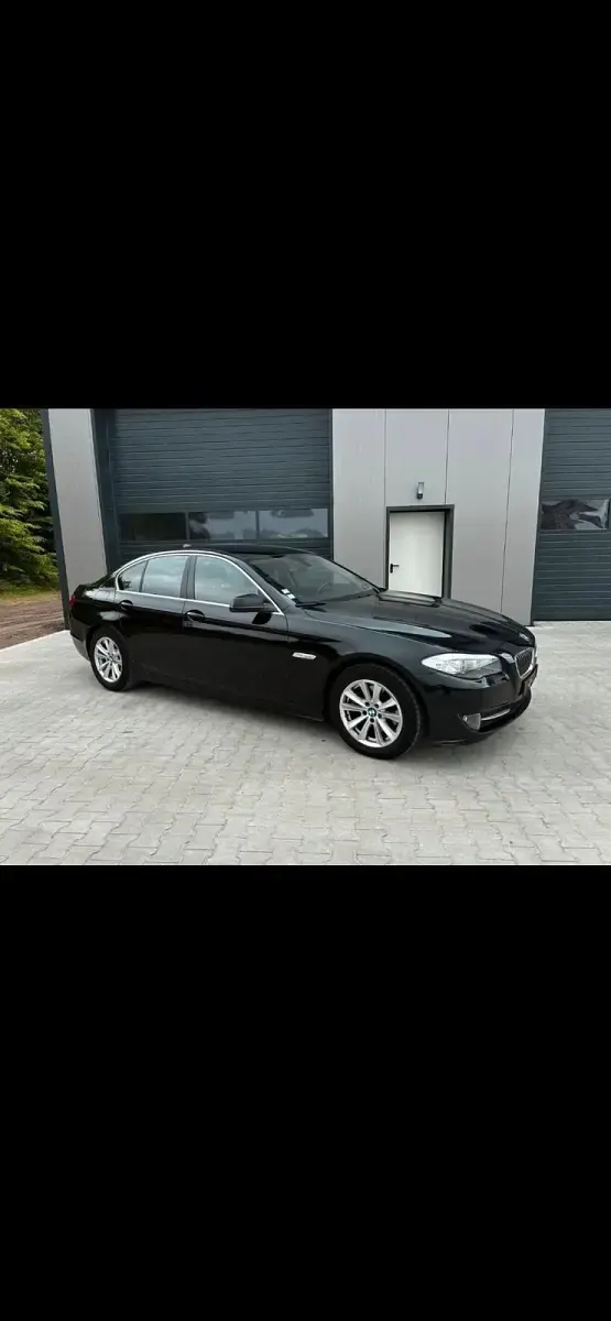 Gebraucht BMW 520 184 PS (135 kW) 2013 Schwarz Limousine