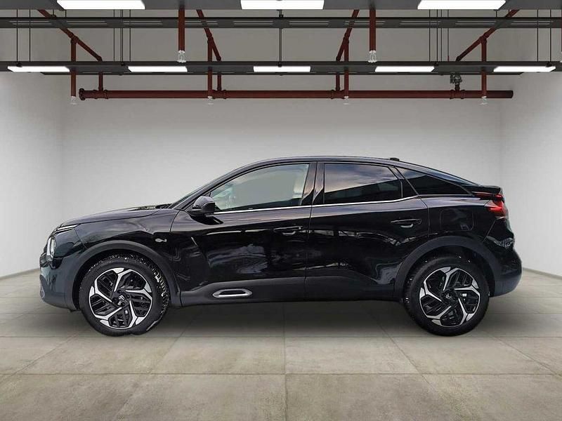 Gebraucht Citroën C4 Shine 131 PS (96 kW) 2023 Schwarz Limousine