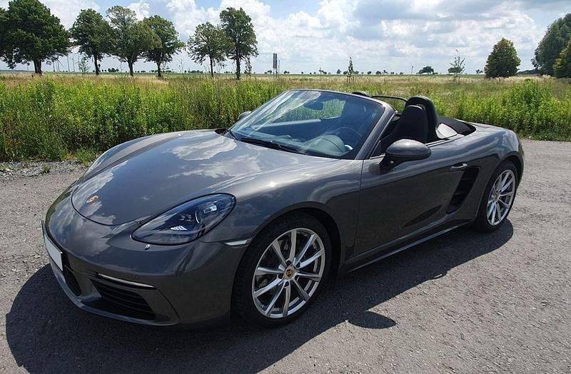 Grau Gebraucht 2019 Porsche 718 Boxster Cabrio | 56.900 € (Superpreis) - Bild 1/4