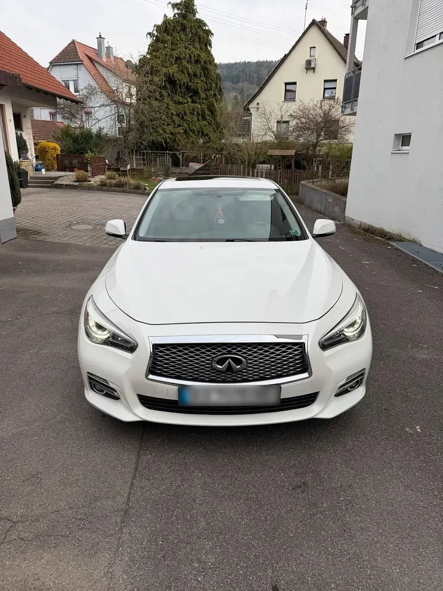 Gebraucht Infiniti Q50 211 PS (155 kW) 2016 Weiß Limousine