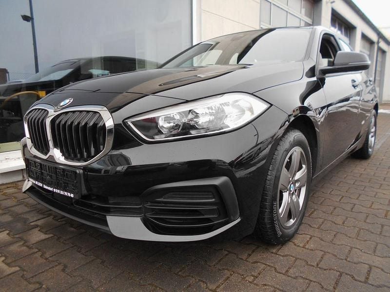 Gebraucht BMW 116 109 PS (80 kW) 2022 Schwarz Kleinwagen