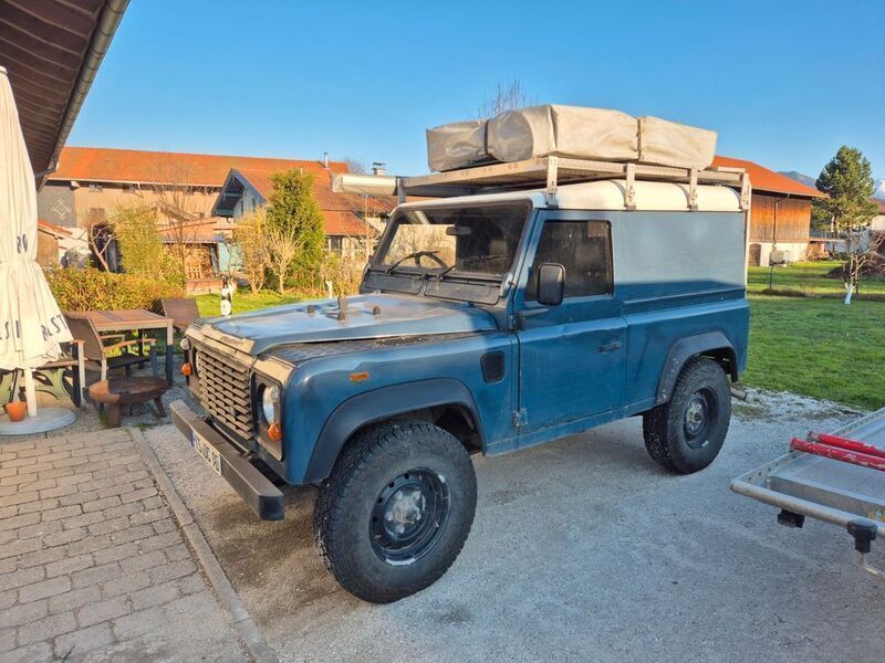 Blau Gebraucht 1992 Land Rover Defender SUV | 17.500 € - Bild 1/4