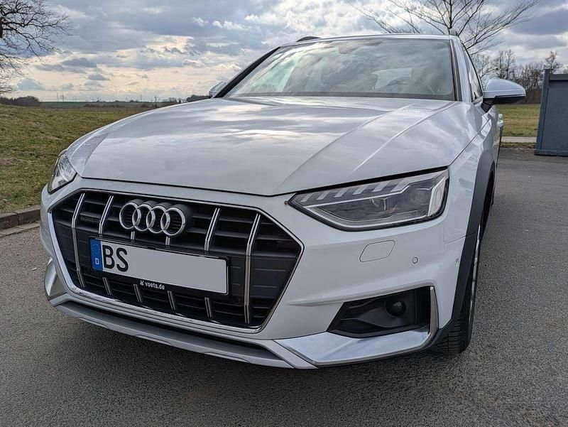 Gebraucht Audi A4 Allroad 204 PS (150 kW) 2022 Weiß Kombi