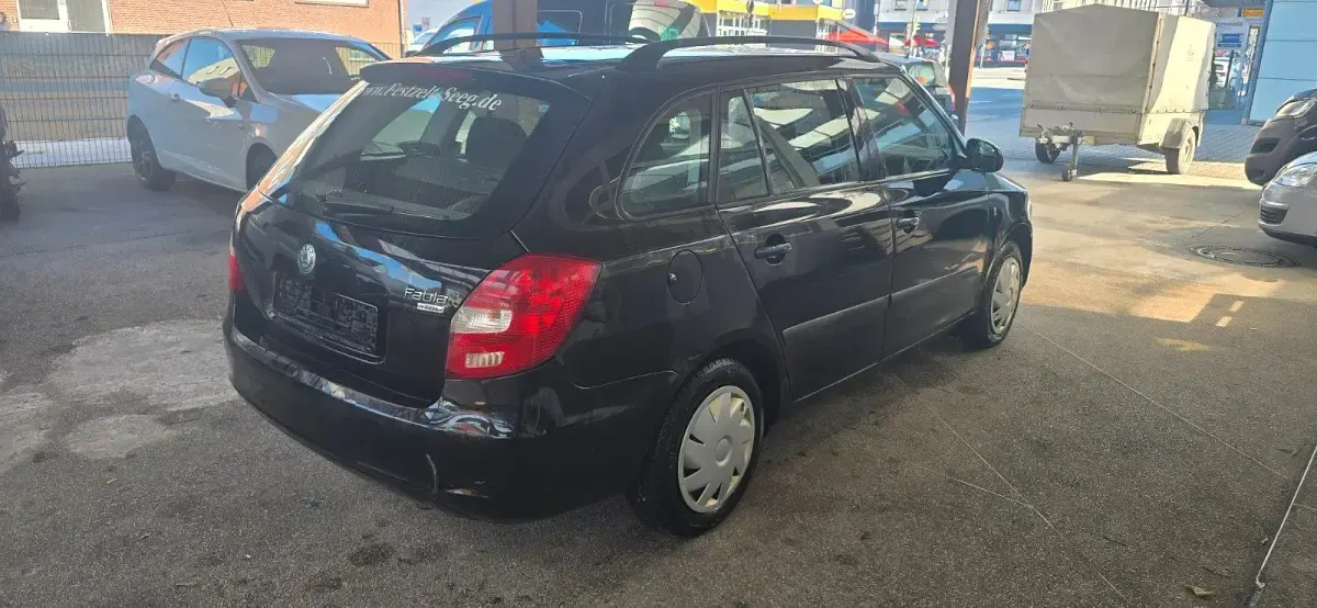 Gebraucht Skoda Fabia Ambiente 69 PS (50 kW) 2009 Schwarz Kombi