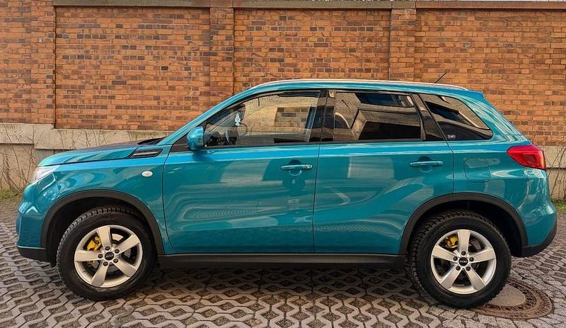 Gebraucht Suzuki Vitara Comfort 120 PS (88 kW) 2015 Blau SUV