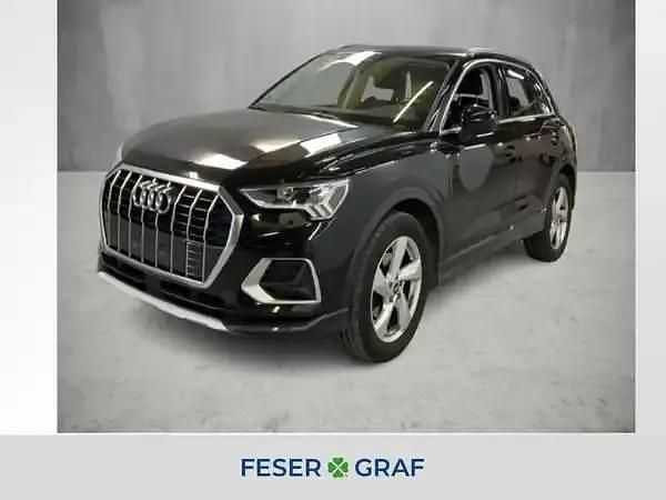 Gebraucht Audi Q3 Advanced 150 PS (110 kW) 2023 Mythosschwarz metallic SUV