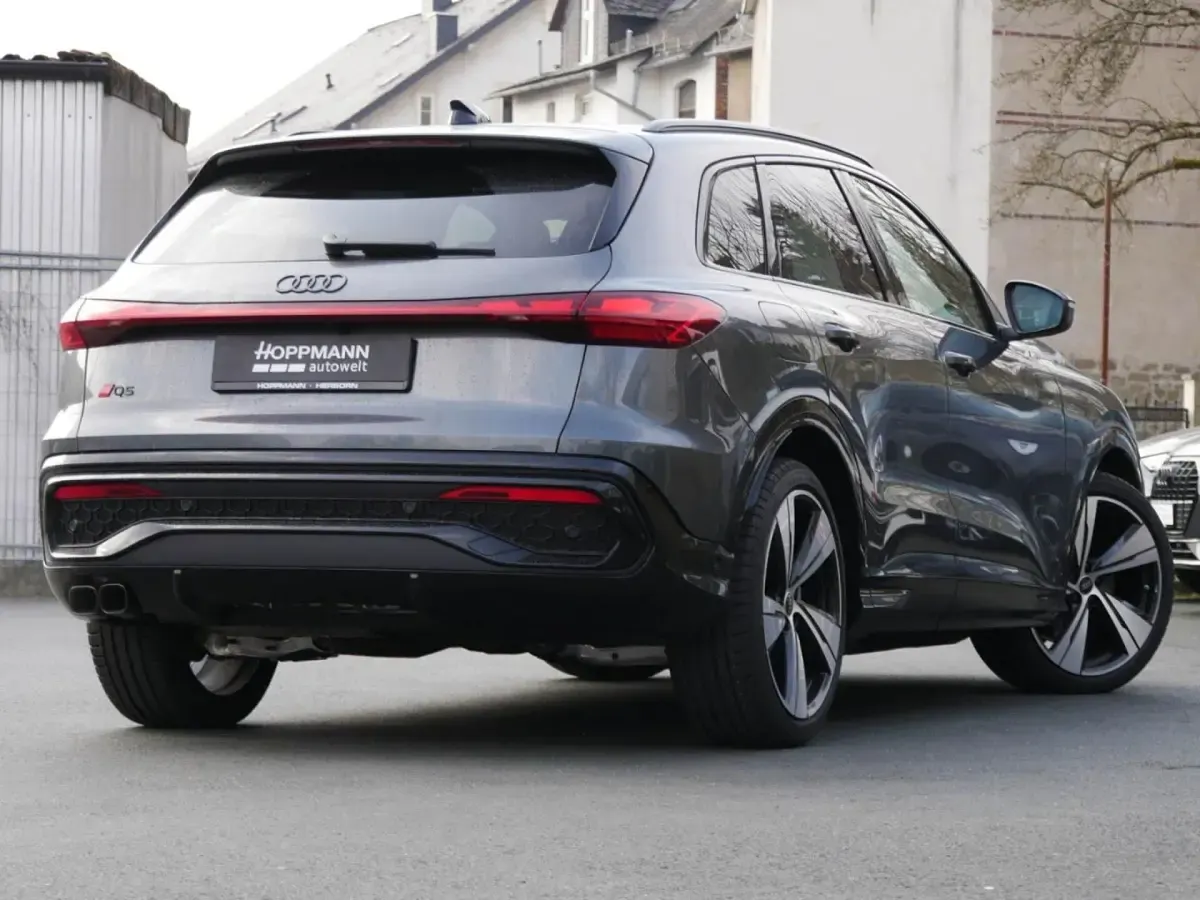 Gebraucht Audi Q5 Ambiente 204 PS (150 kW) 2025 Daytonagrau perleffekt SUV