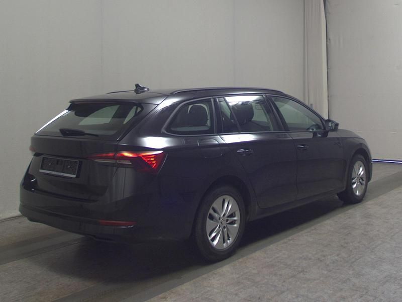 Gebraucht Skoda Octavia Ambition 116 PS (85 kW) 2022 Schwarz Kombi