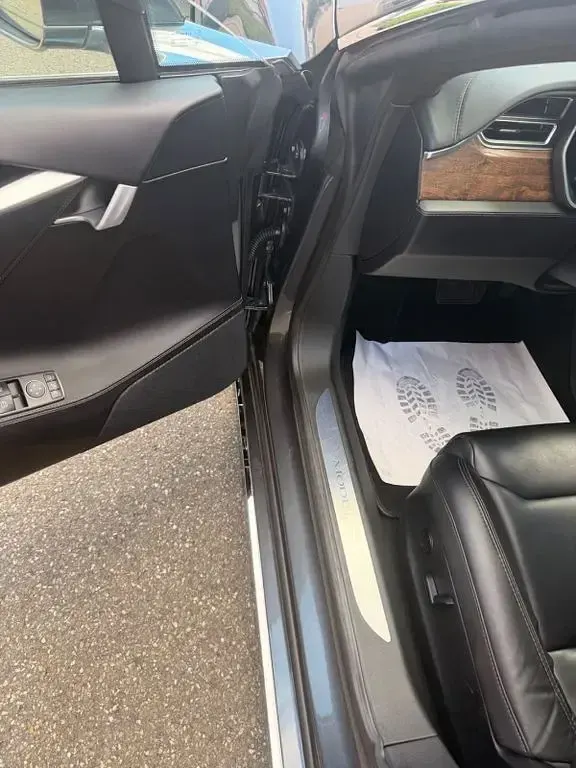 Gebraucht Tesla Model S 386 kW (525 PS) 2018 Grau Kleinwagen