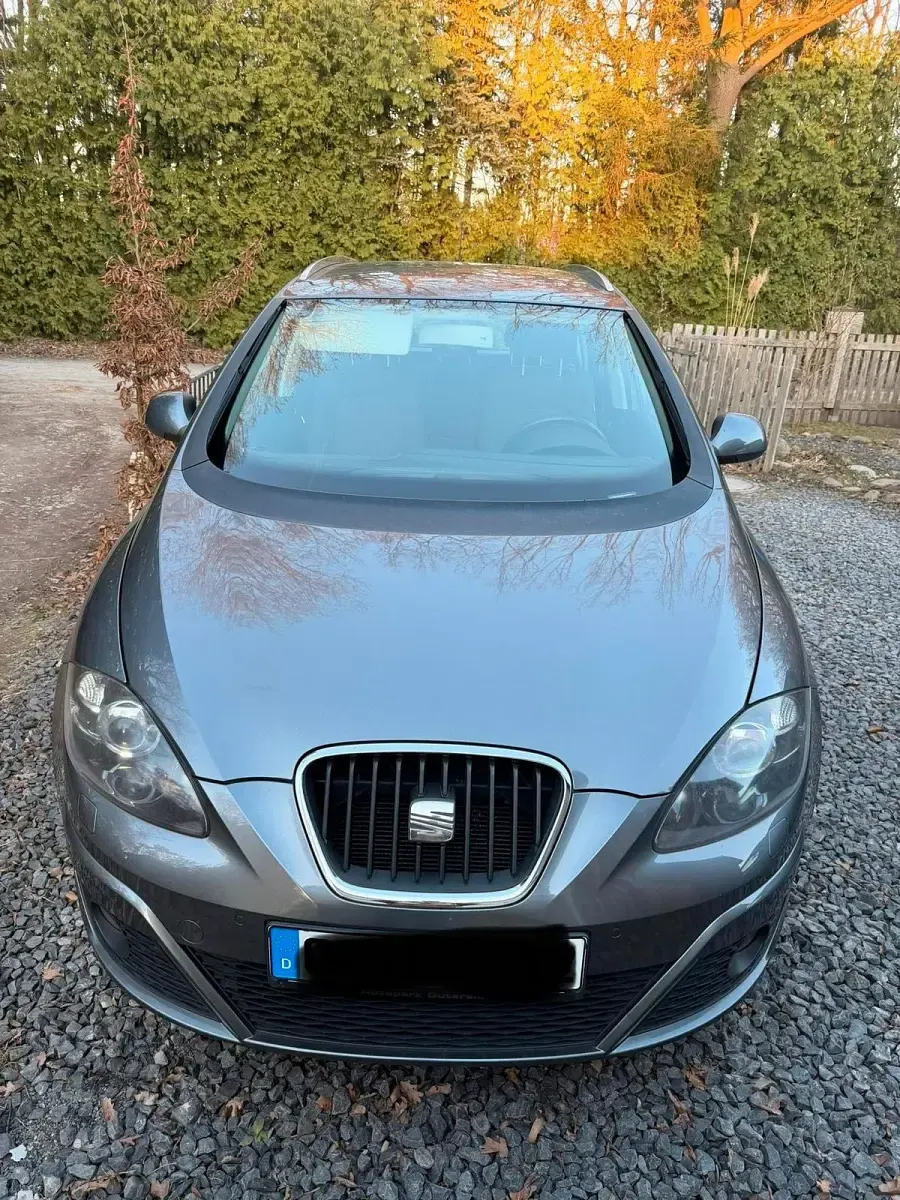 Gebraucht Seat Altea XL 160 PS (117 kW) 2012 Grau Van / Kleinbus