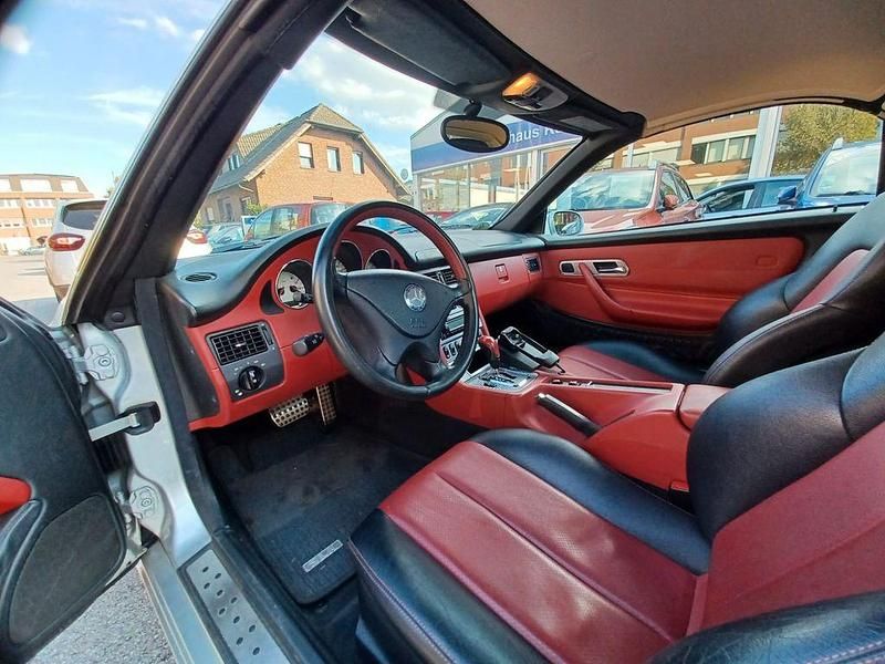 Gebraucht Mercedes SLK320 218 PS (160 kW) 2001 Silber Cabrio