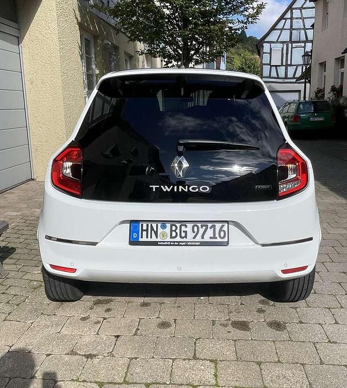 Gebraucht Renault Twingo Techno 60 kW (82 PS) 2023 Weiß Kleinwagen