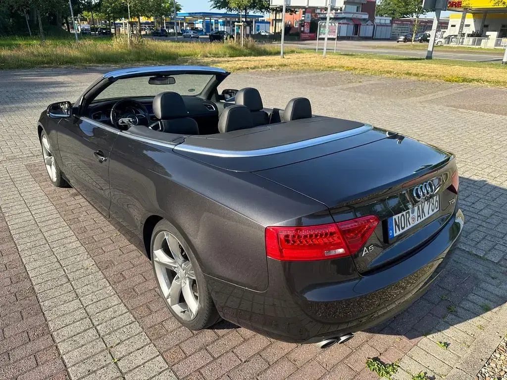 Gebraucht Audi A5 Cabriolet Sport 177 PS (130 kW) 2012 Braun Cabrio