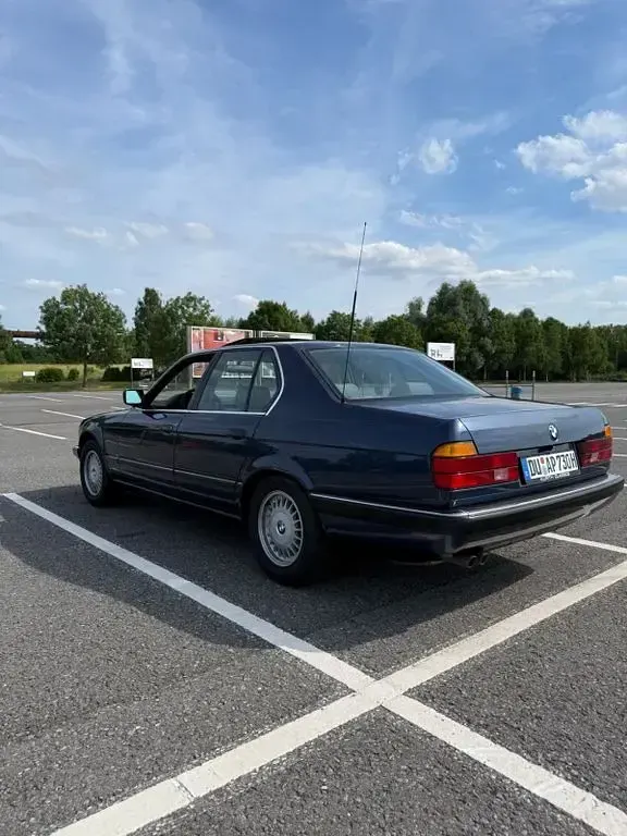 Gebraucht BMW 730 188 PS (138 kW) 1990 Blau Limousine