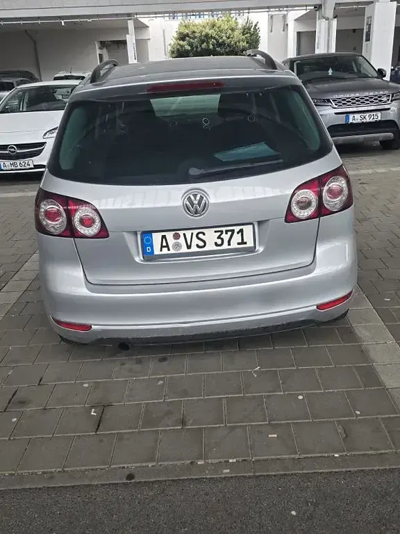 Gebraucht VW Golf Sportsvan 105 PS (77 kW) 2012 Silber Van / Kleinbus