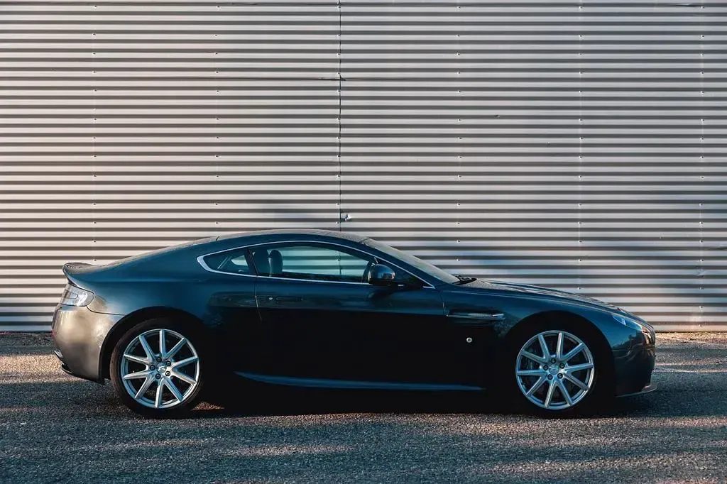 Gebraucht Aston Martin V8 Vantage 426 PS (313 kW) 2013 Grau