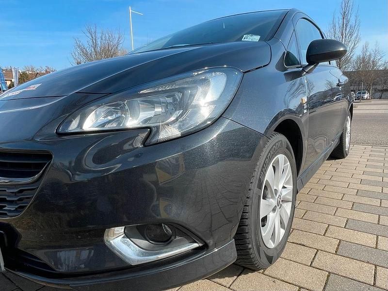 Gebraucht Opel Corsa 90 PS (66 kW) 2016 Schwarz Kleinwagen